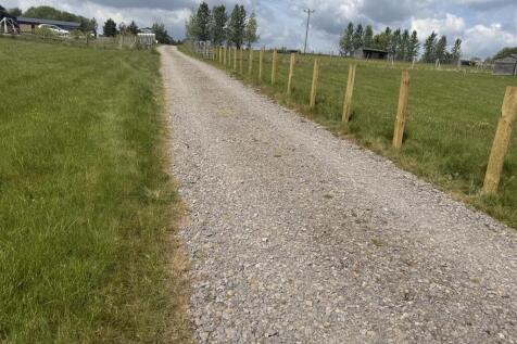 Access Track to Land.JPG