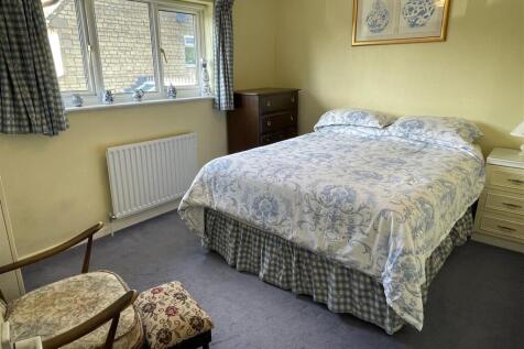 Bedroom 2.jpg