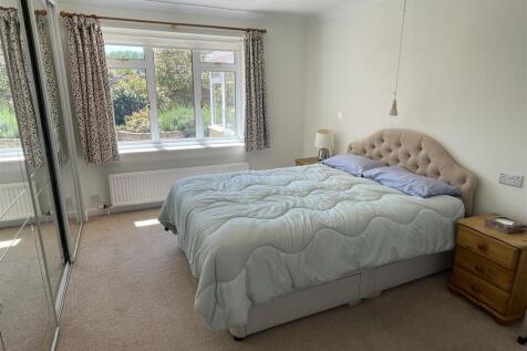 Bed 1 alternate.jpg