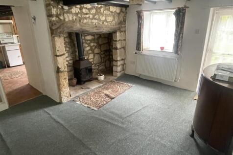 Sitting Room.JPG