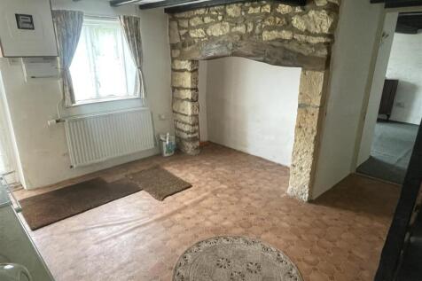 Kitchen dining room.JPG