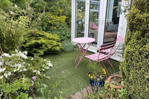 Garden Area.JPG