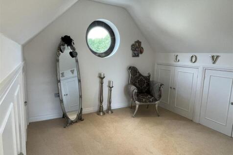 Dressing Area.JPG