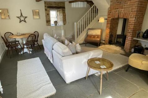 Living Room  Dining Area.JPG