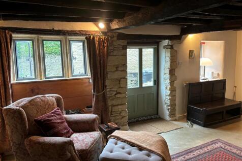 Sitting Room.jpg