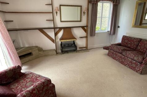 Sitting Room.JPG