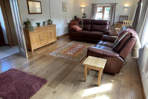 Sitting Room A.JPG
