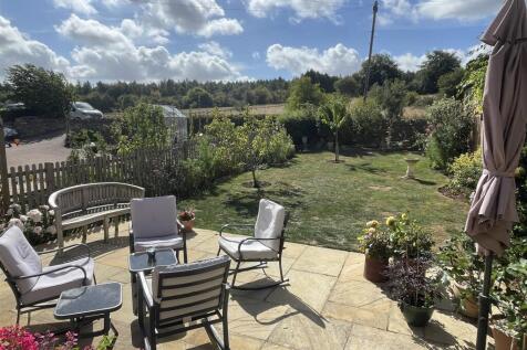 Front Garden.JPG