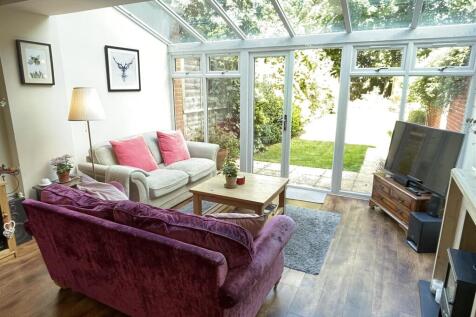 Sitting Room.JPG