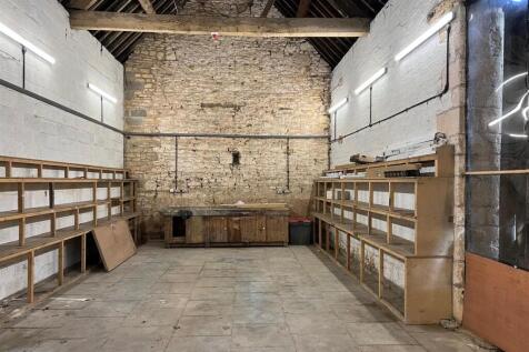 Barn interior 1.jpg