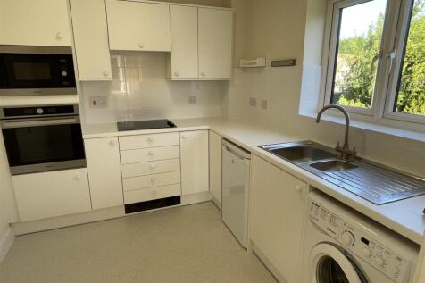 Kitchen.JPG