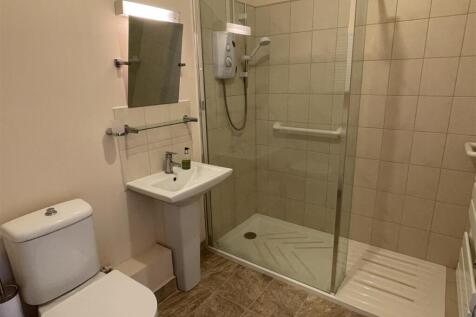 Shower Room.JPG