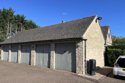 Garage Block.JPG