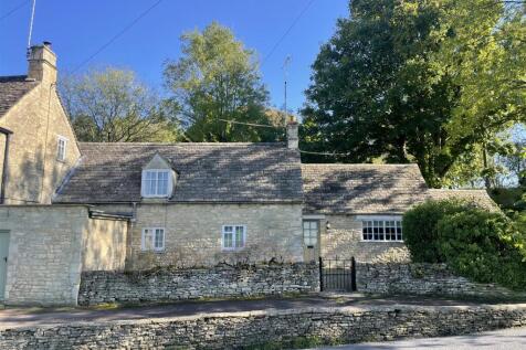 Thatched Cottage FRONT.JPG