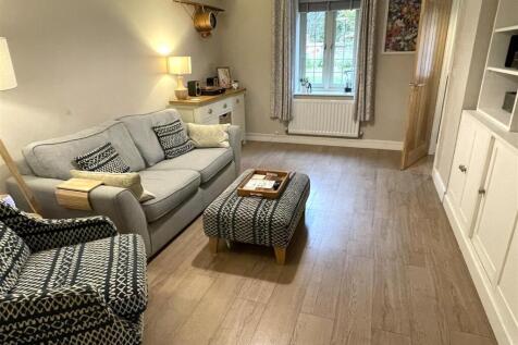 sitting room alt.JPG