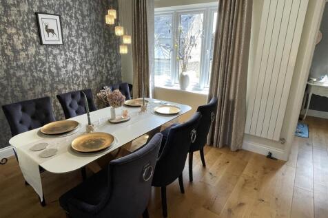 Dining Room.JPG