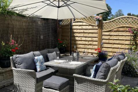 Dining Terrace.JPG