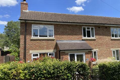 19 Bleriot Road MAIN SHOT.JPG