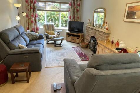 Sitting Room.JPG