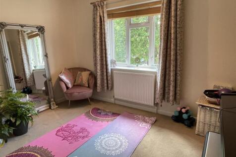 Bedroom 3.JPG