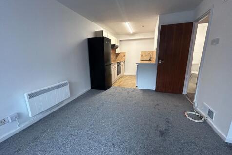 Living Room/kitchen