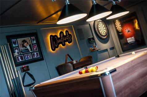 Pub