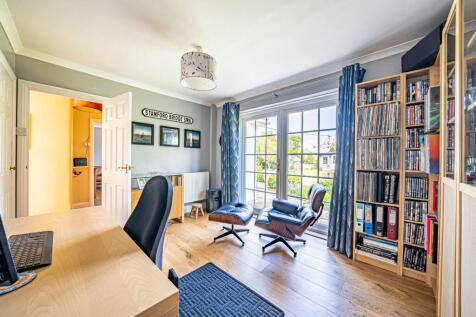 Property Image 8
