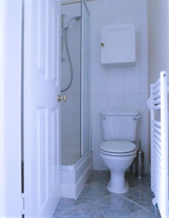 Shower room.png