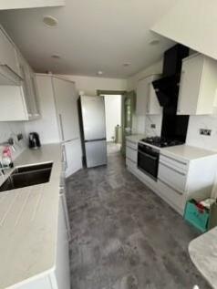 kitchen 1.jpg