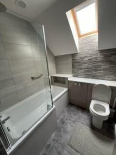 Bathroom 3.jpg
