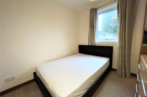 Bed 2.JPG