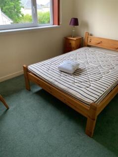 bedroom 3.jpg