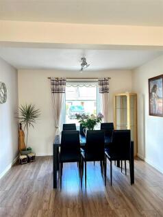 DINING AREA.jpg