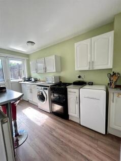 KITCHEN.jpg