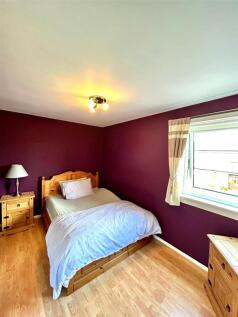 BEDROOM 2.jpg