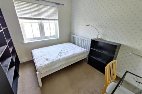 09_bed2.jpg
