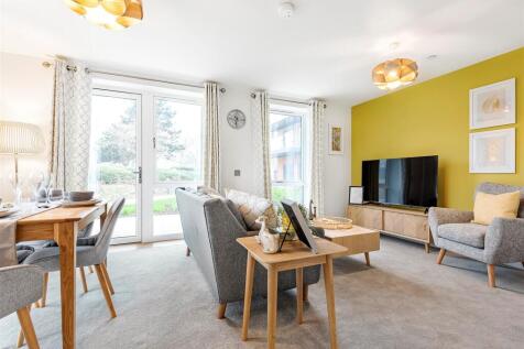 Lounge Diner Show Home