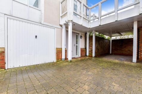 Driveway/Parking
