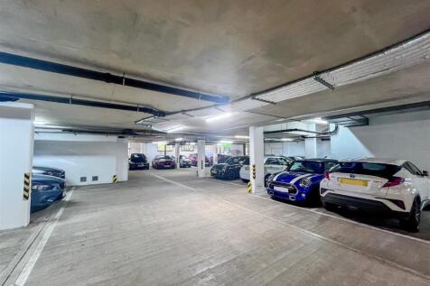 parking.jpg