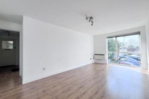 lounge 4.jpg