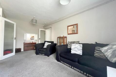 lounge 2.jpg