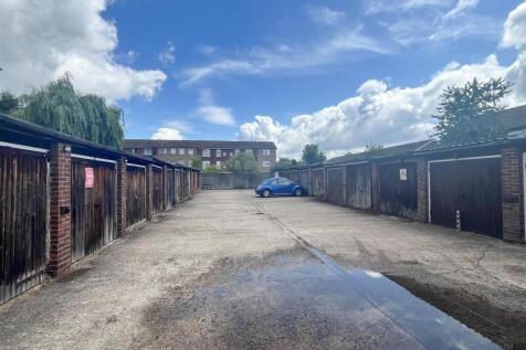 garages.jpg