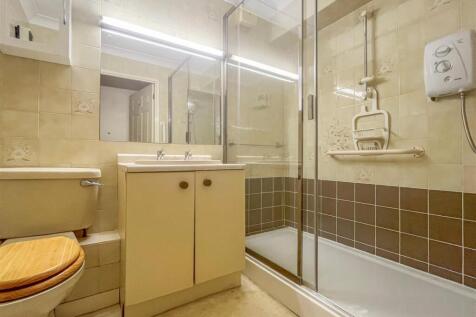 shower room.jpg