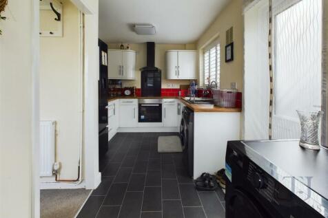CAM03835G0-PR0026-STILL010.jpg