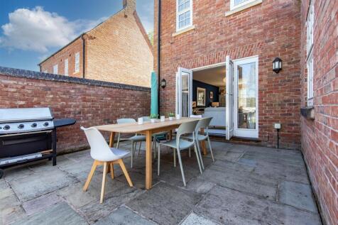 2 truman close-hi-18.jpg