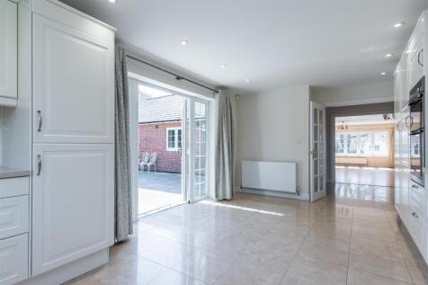 54 village rd-hi-39.jpg