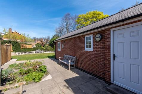 54 village rd-hi-17.jpg