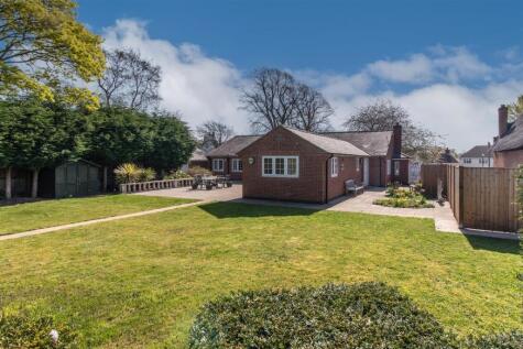 54 village rd-hi-19.jpg