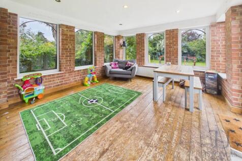 Property Image 25