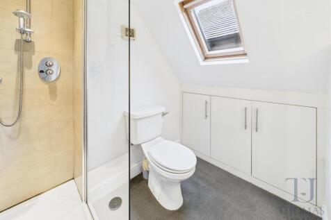 Bedroom Three Ensuite